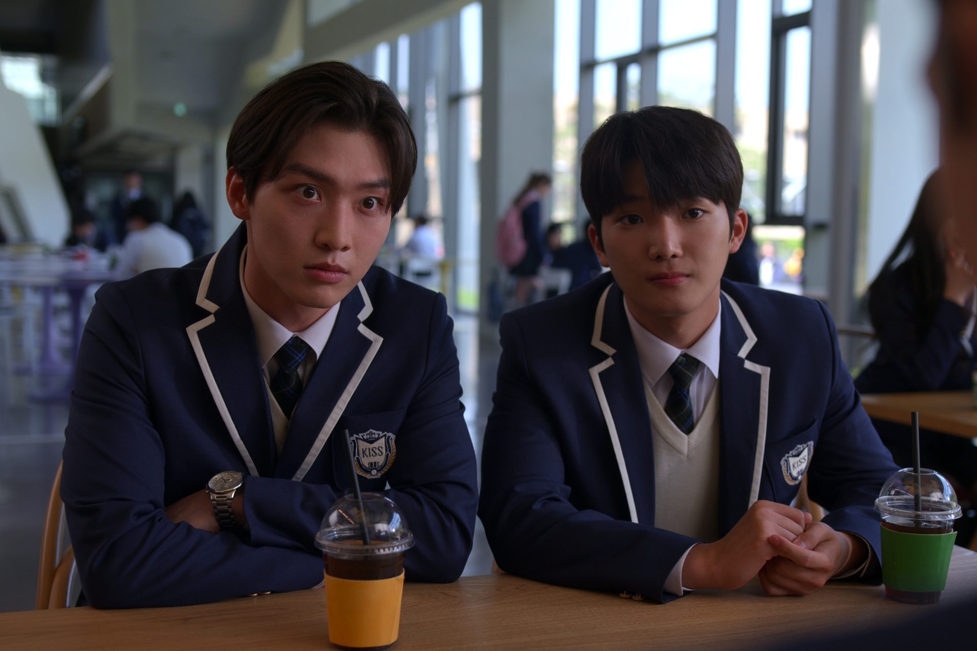 XO, Kitty. (L to R) Sang Heon Lee as Min Ho, Choi Min-yeong as Dae in Episode 2 of XO, Kitty (Season1). Cr. Courtesy of Netflix © 2023