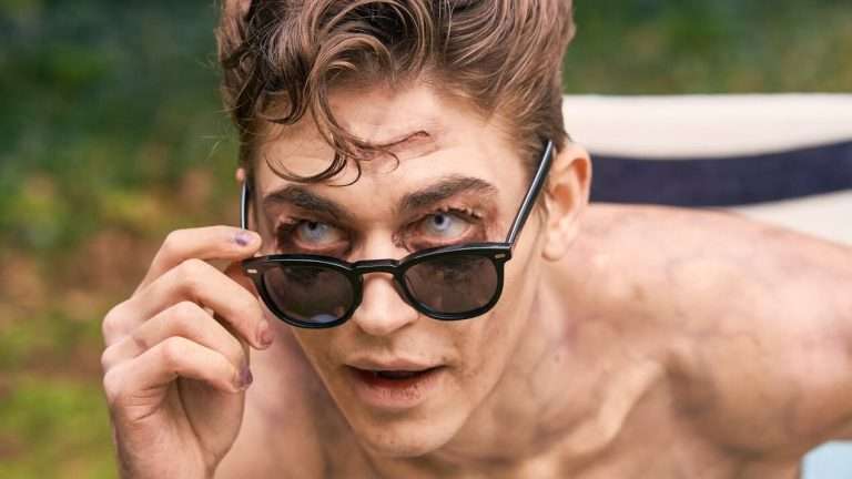 The Loneliest Boy in the World (2022) Movie Ending, Explained – Does Oliver manage to come over his loneliness?