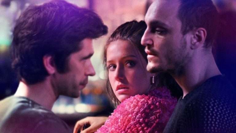 Passages (2023) Movie Review – Franz Rogowski is a bisexual narcissist in Ira Sachs’ brutal and affecting look at modern relationships and their messy overlay
