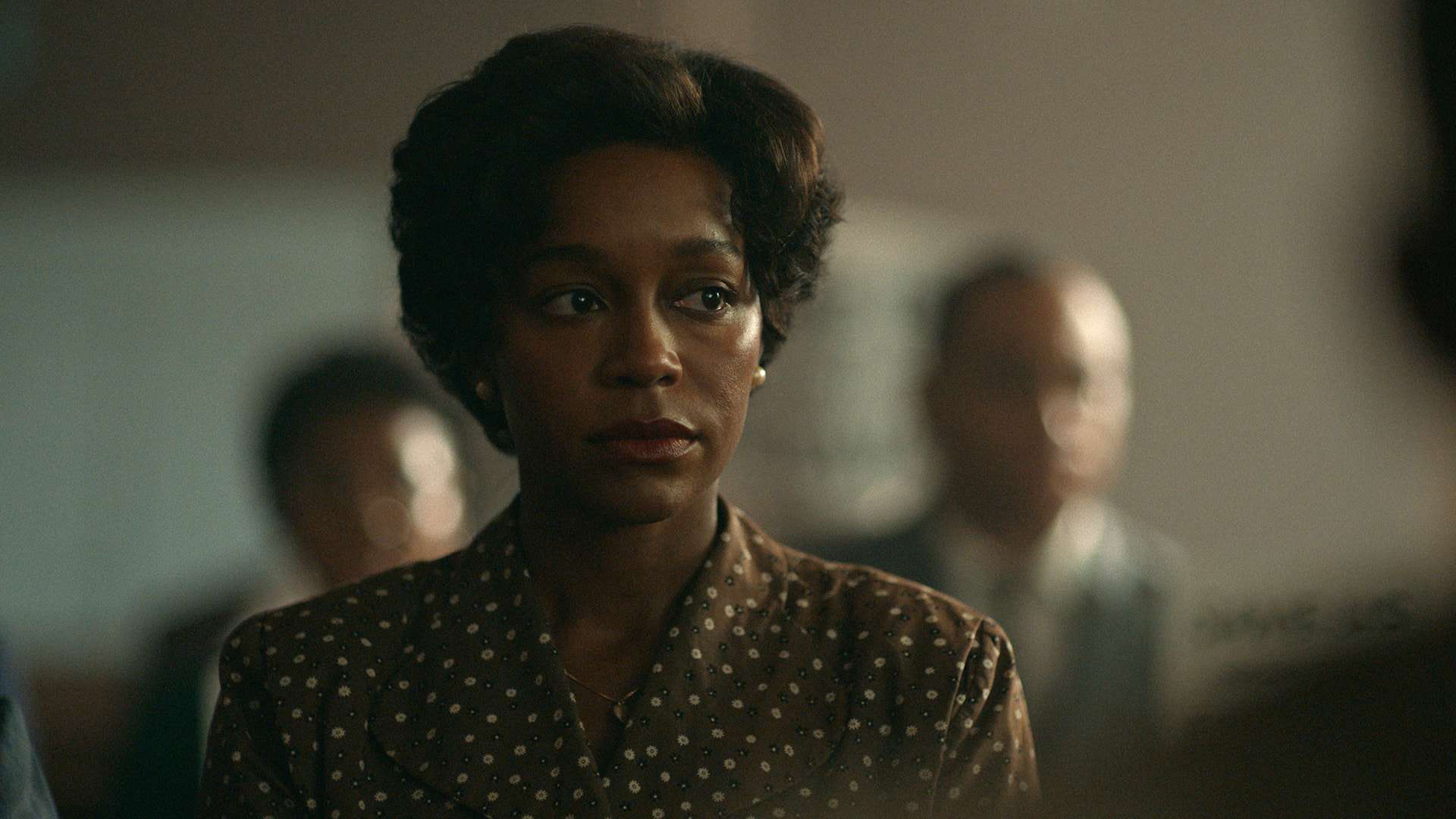 Lessons in Chemistry (Season 1), Episodes 1 & 2