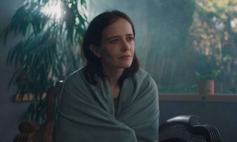 Nocebo (2023) Movie Ending Explained: What is the Reason Behind Christine’s Mysterious Illness?