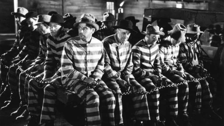 I Am a Fugitive from a Chain Gang (1932) Movie Review – A Resilient Individual’s Quest for Freedom & Justice