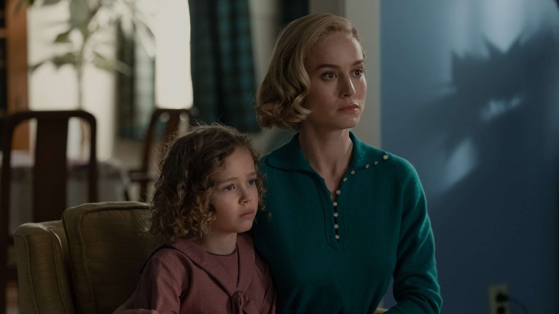 A still from Lessons in Chemistry Series Finale. 