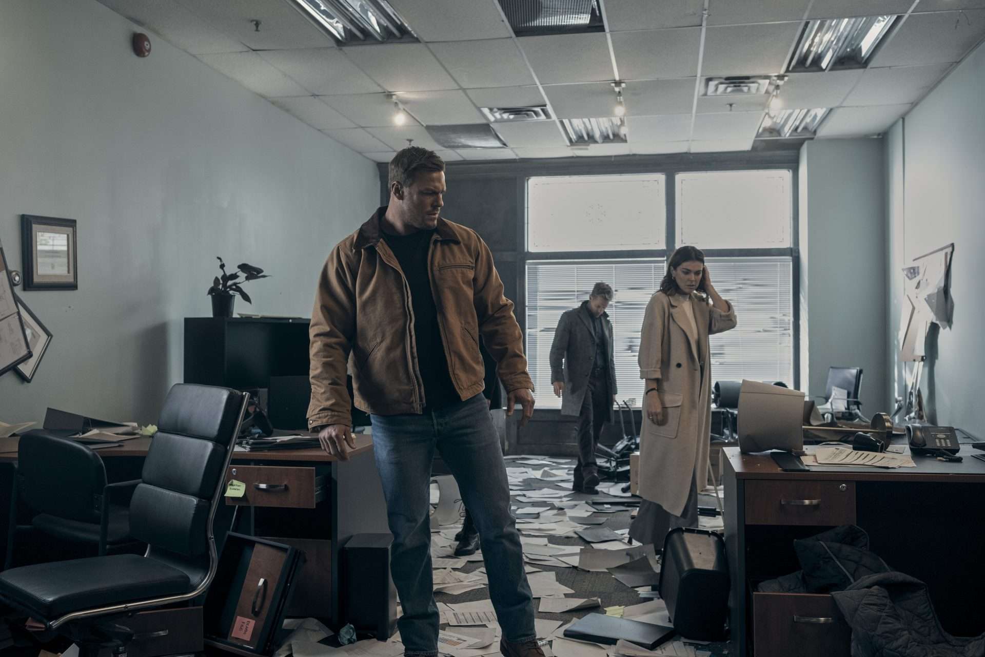 A still from Reacher (Season 2). 