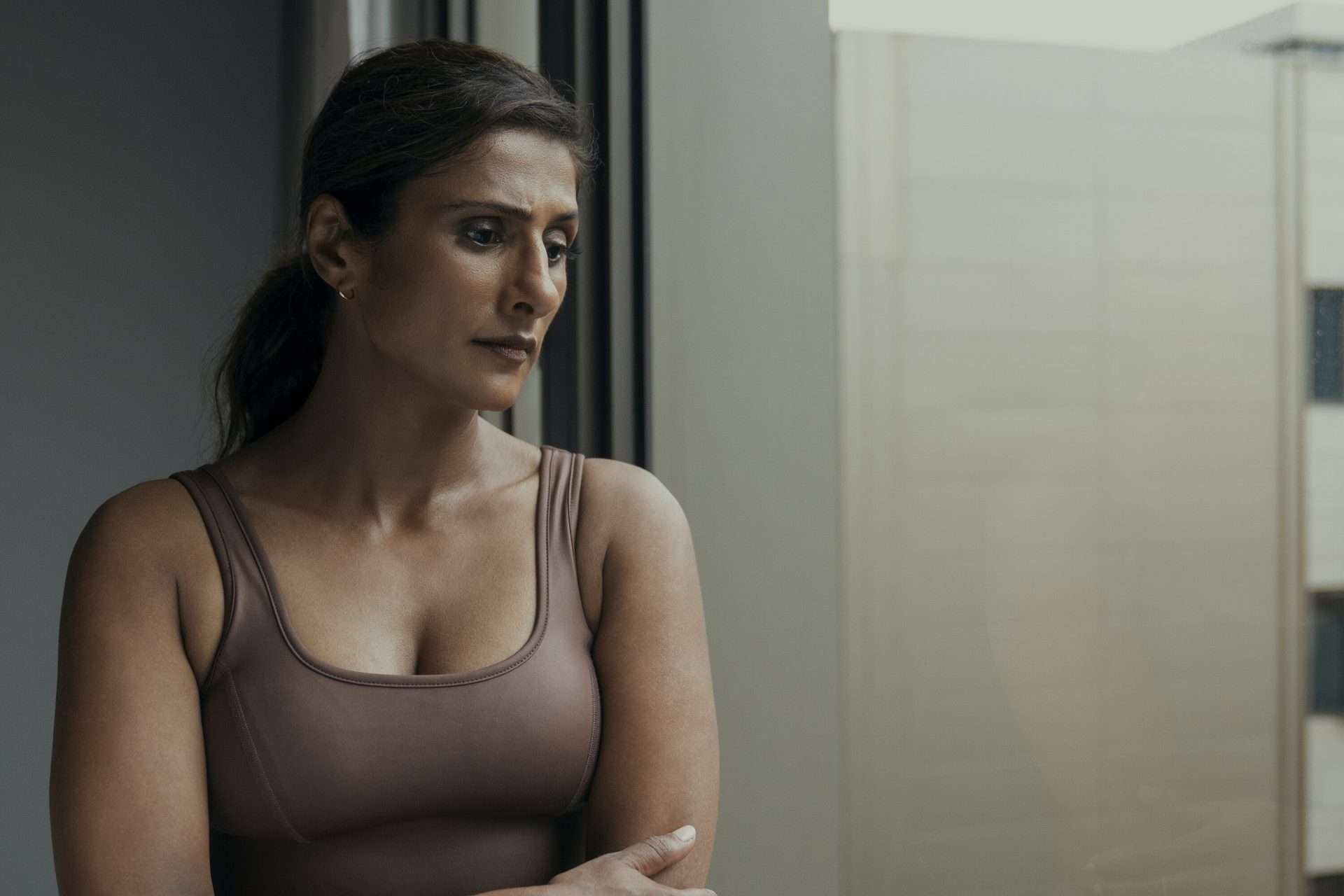 Sarayu Blue (Hilary Star) in Expats Episode 4. 