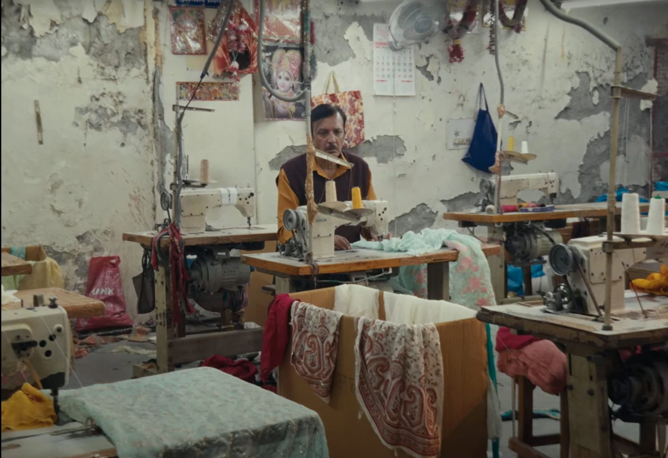 A still from Jal Tu Jalaal Tu. 