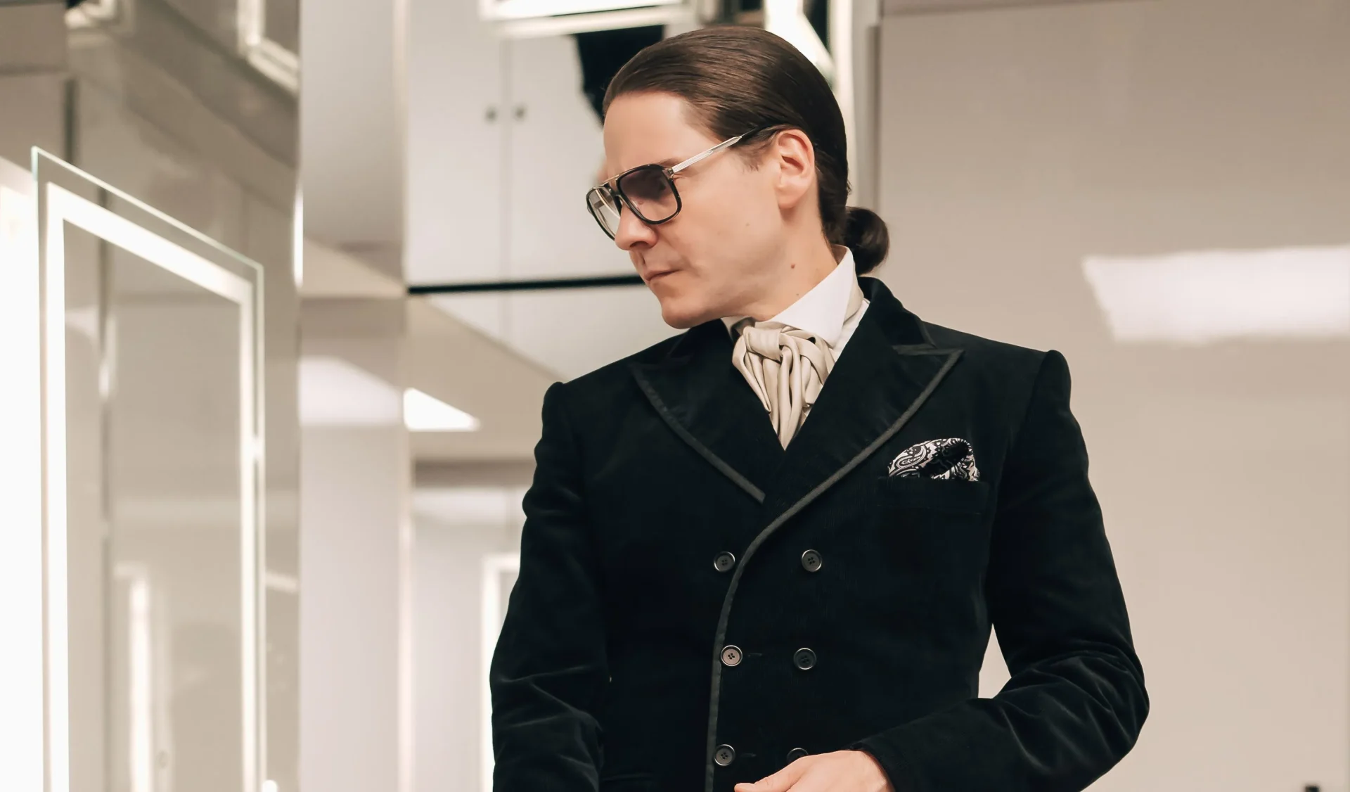 Becoming Karl Lagerfeld (Miniseries) Review, Recap & Ending Explained