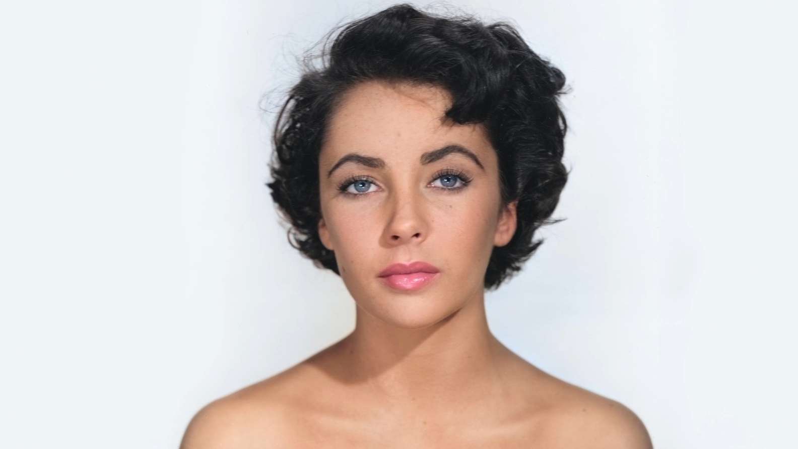 Elizabeth Taylor: The Lost Tapes (2024) Documentary Review