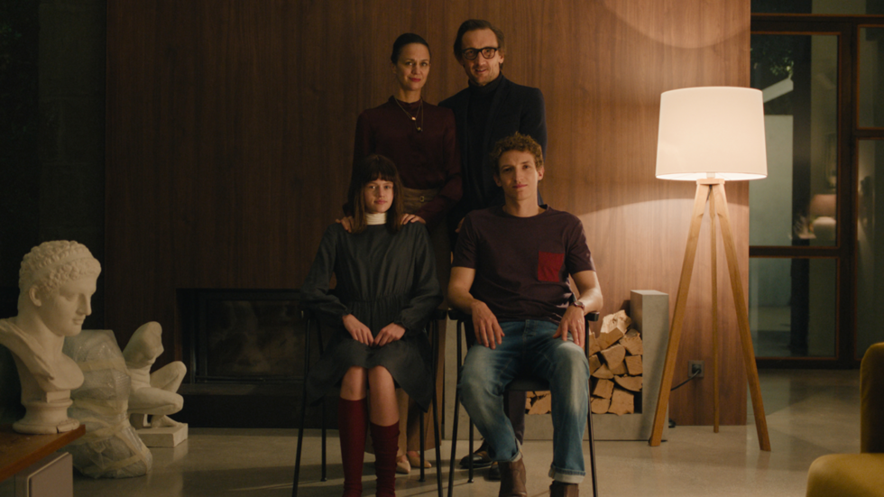 Family Therapy (2024) ‘Sarajevo’ Movie Review