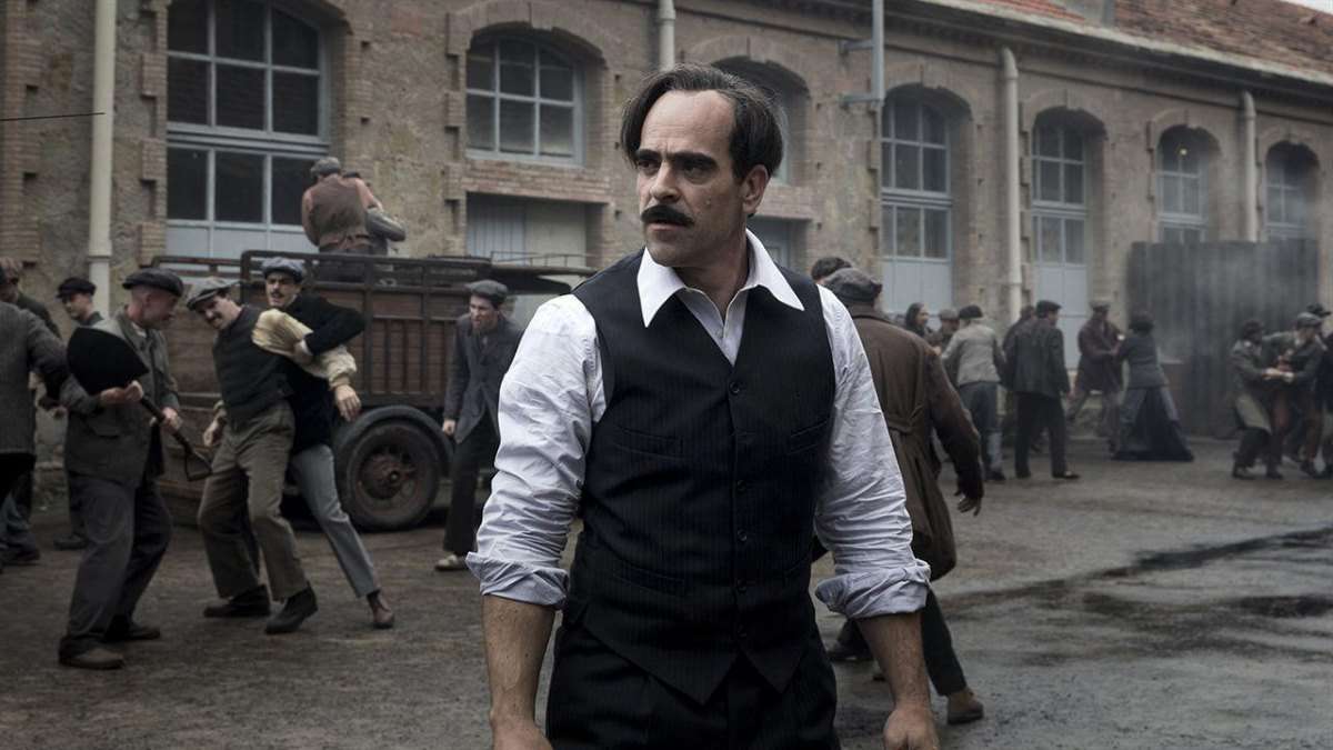 Netflix Original Spanish Thrillers_Gun City