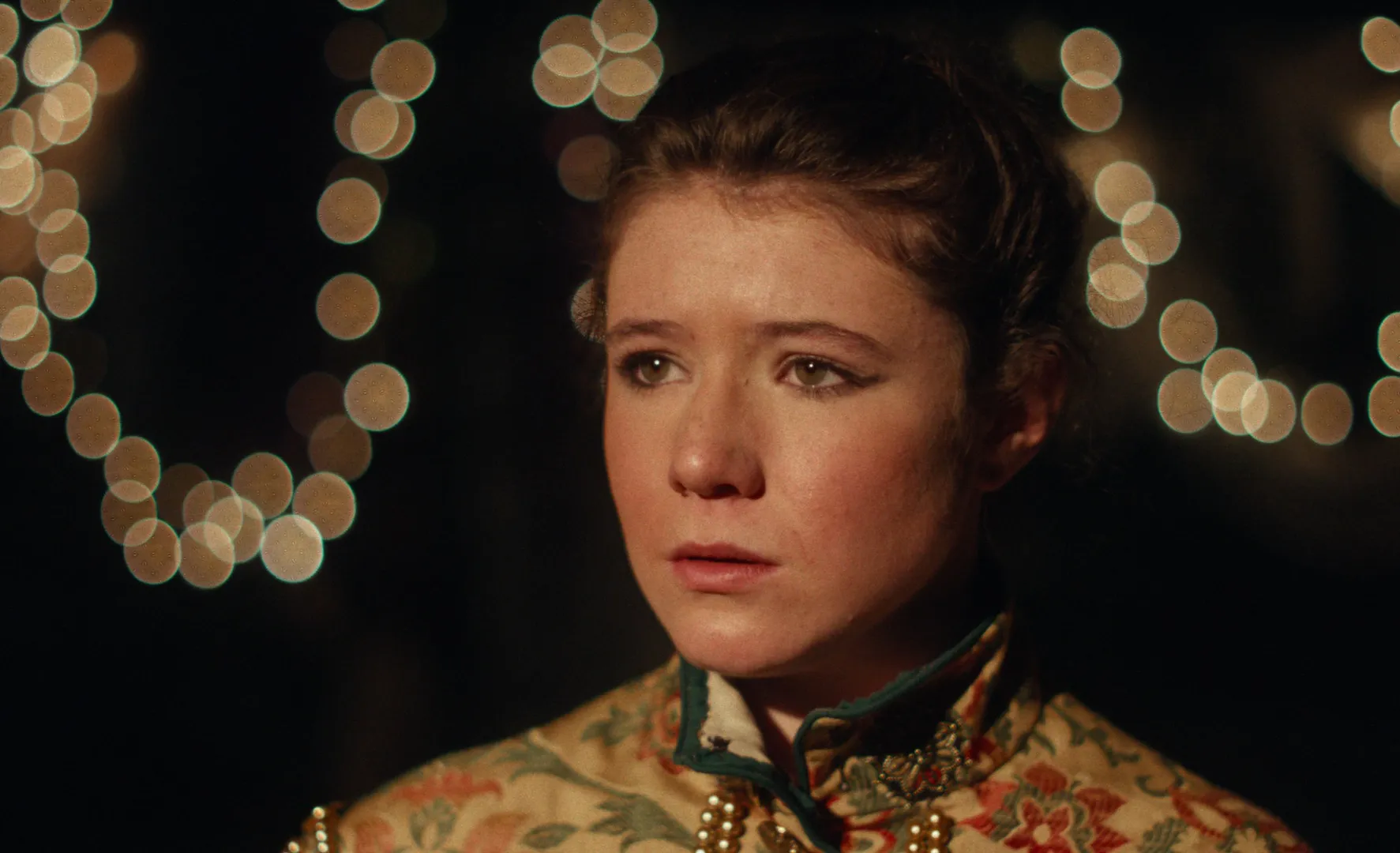 Katherine Mallen Kupferer as Daisy in Ghostlight (2024). 