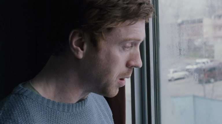 Keane (2004) Movie Ending Explained: Why did Keane Pick Kira from School without Telling Lynn?