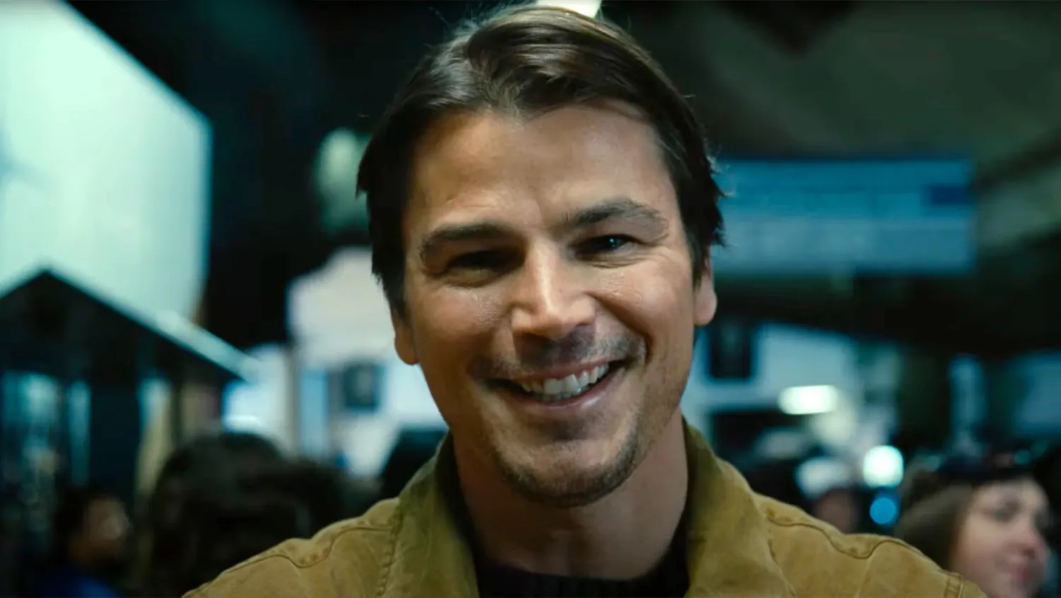 Josh Hartnett as Cooper in Trap (2024). ending