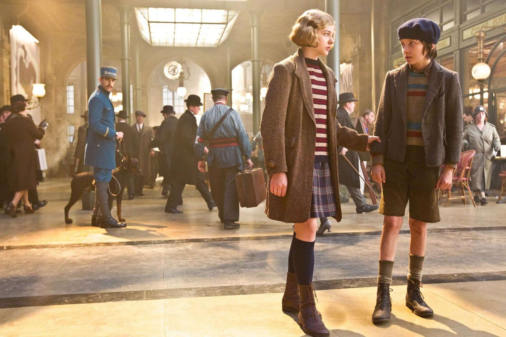 Hugo (2011)  10 Movies to Watch if you like ‘Cinema Paradiso’
