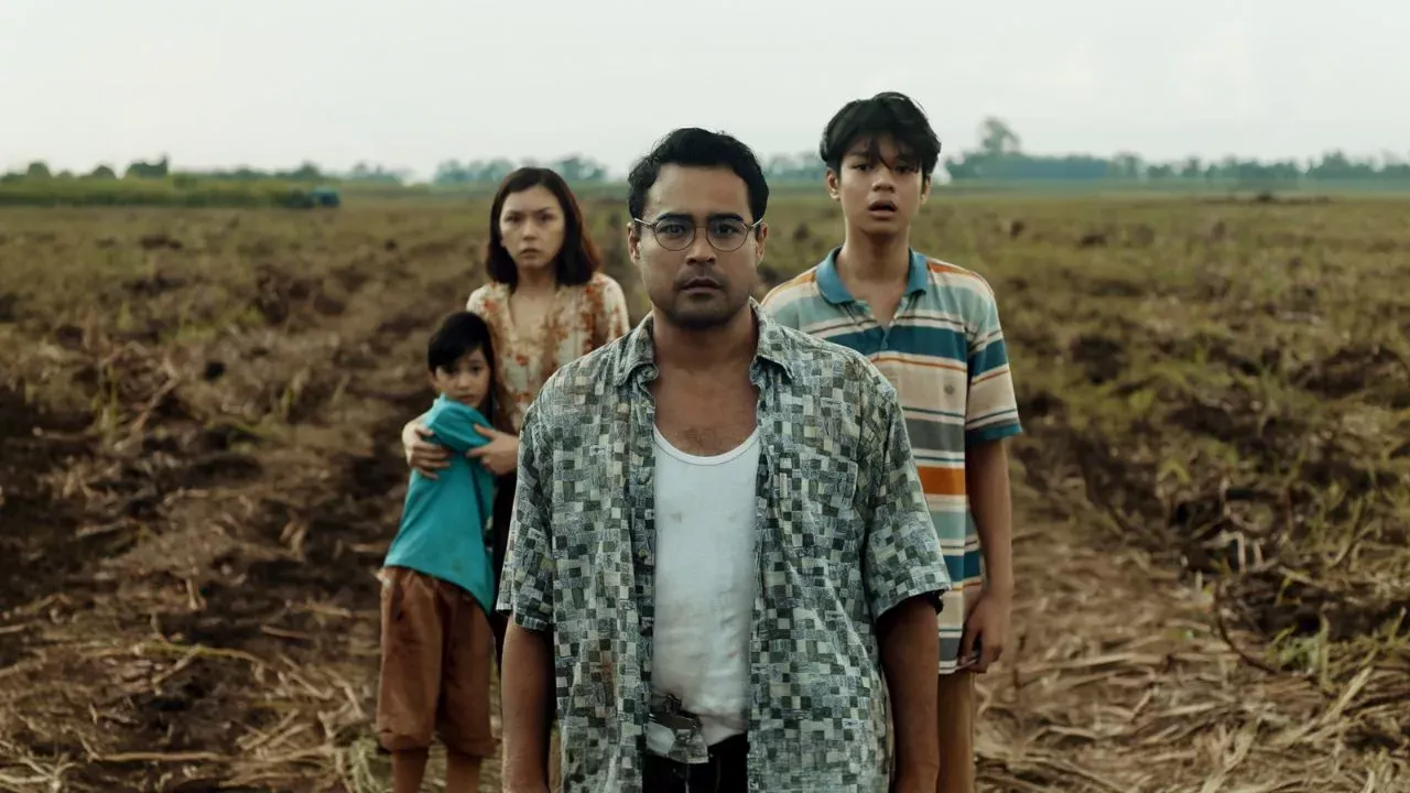 Outside (2024) 'Netflix' Movie Review