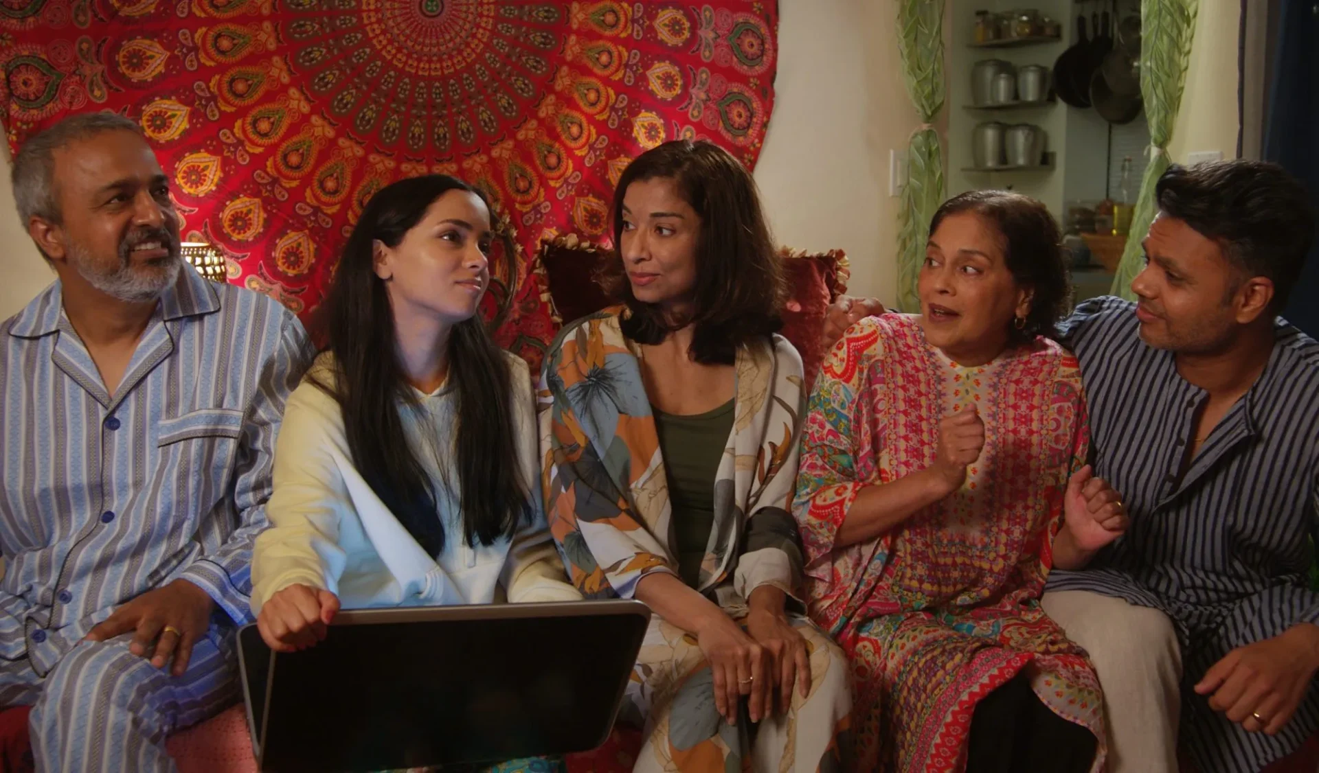 A still from Curry Scent (2024). 