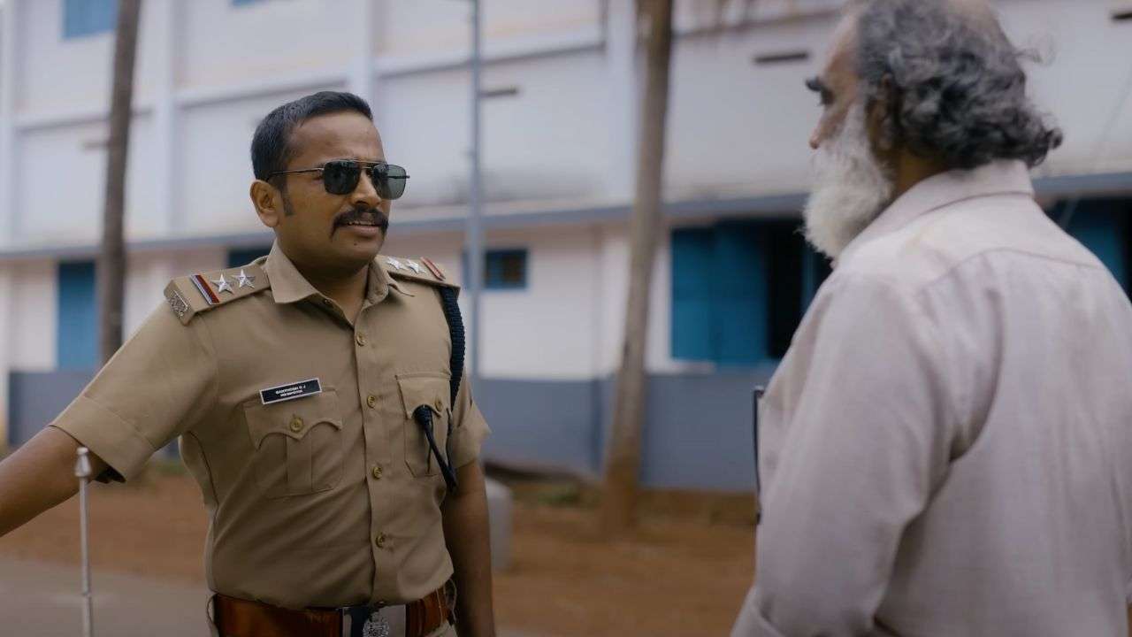 A still from Pravinkoodu Shappu (2025). 