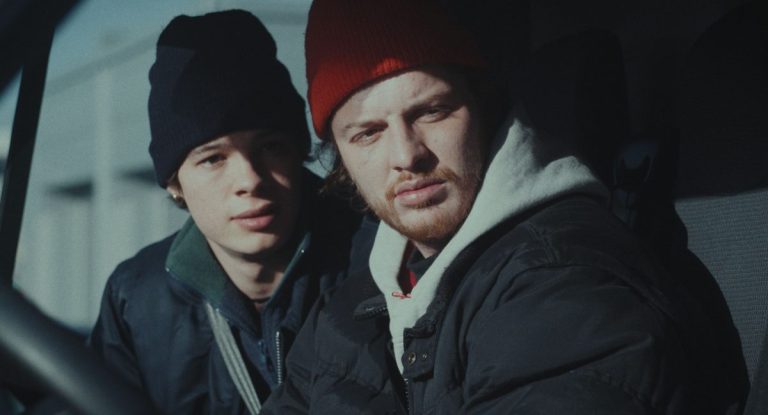 Meteors (2025) ‘Cannes’ Movie Review: A Humanistic and Fervent Tale of Two Teenagers Waking up to the Waves of Adulthood