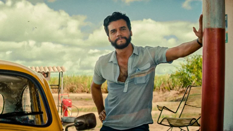 The Secret Agent (O Agente Secreto, 2025) ‘Cannes’ Movie Review: Subverting Genre Conventions to Revisit Brazil’s Military History