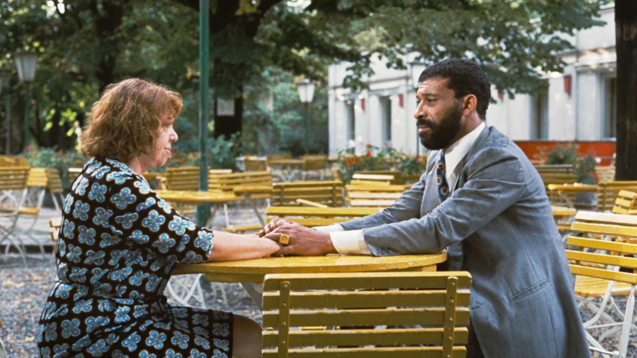 Ali: Fear Eats the Soul (1974) | The 10 Best May-December Romance Movies 