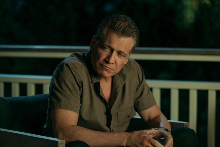 The Waterfront (TV Series 2025)