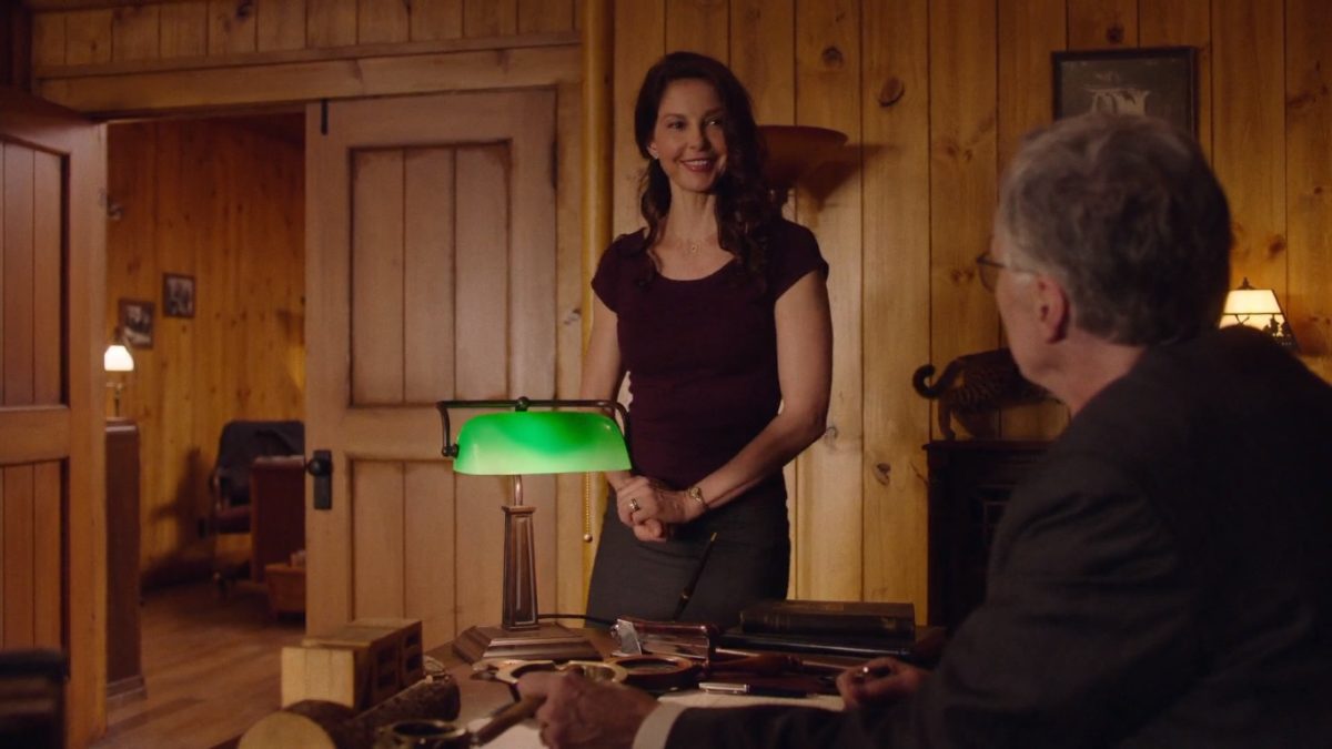 Beverly in Twin Peaks: The Return (2017)