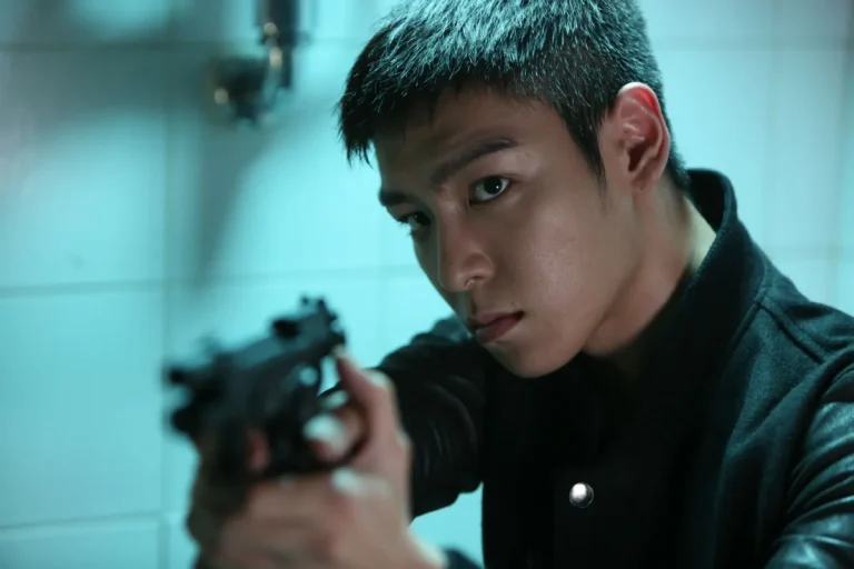 Commitment (Dong-chang-saeng, 2013) Movie Ending Explained: What Does Myung-hoon Choose?