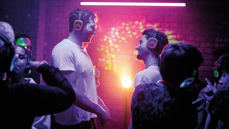 A Night Like This (2025) Movie Review: A Hollow Stroll Through Indie Rom-Com Clichés