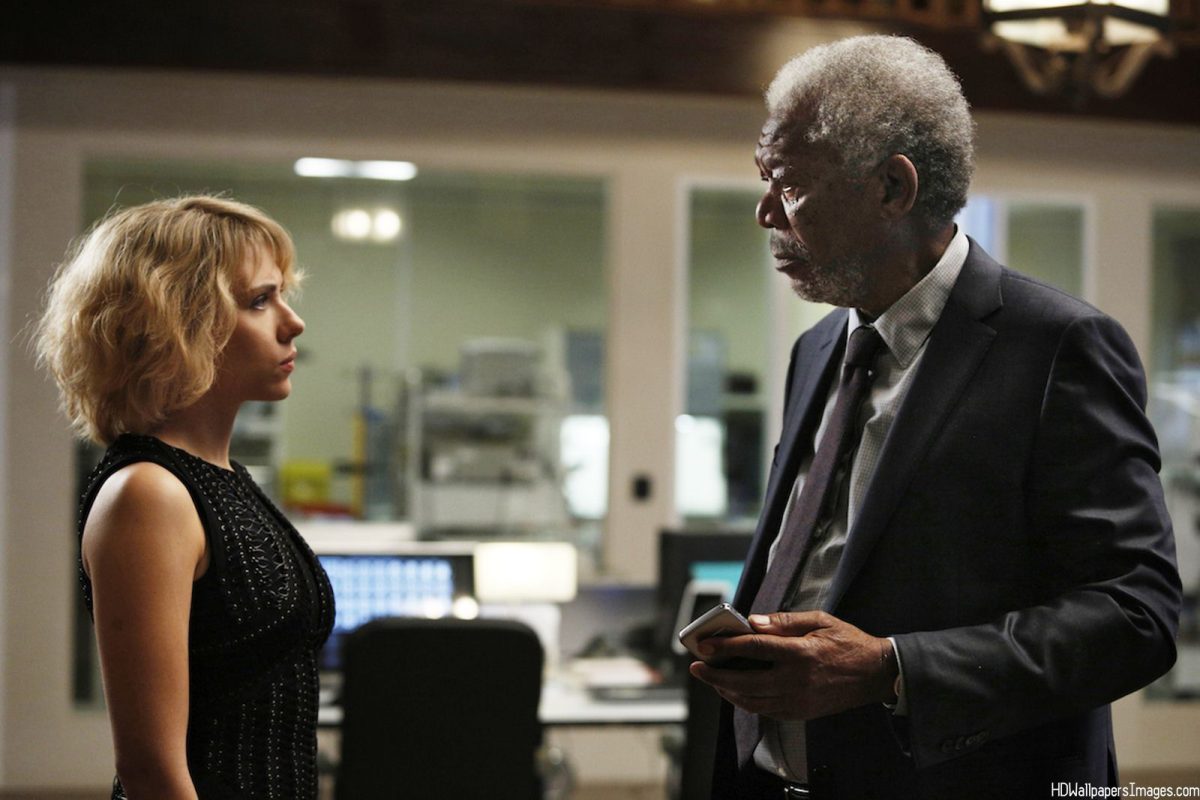 A still from Lucy (2014) 