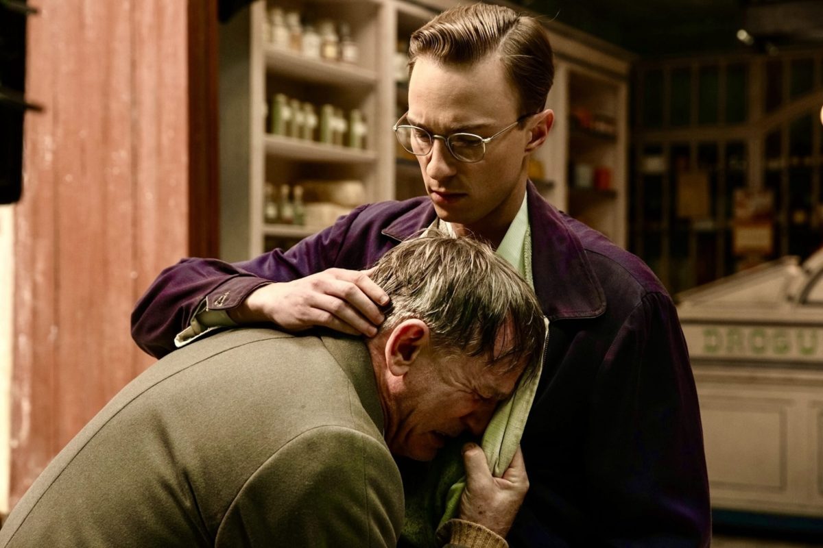 A Poetics of Broken Hearts: Intimacy and Identity in ‘Queer’