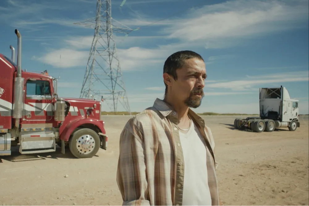 On The Road (En el camino, 2025)