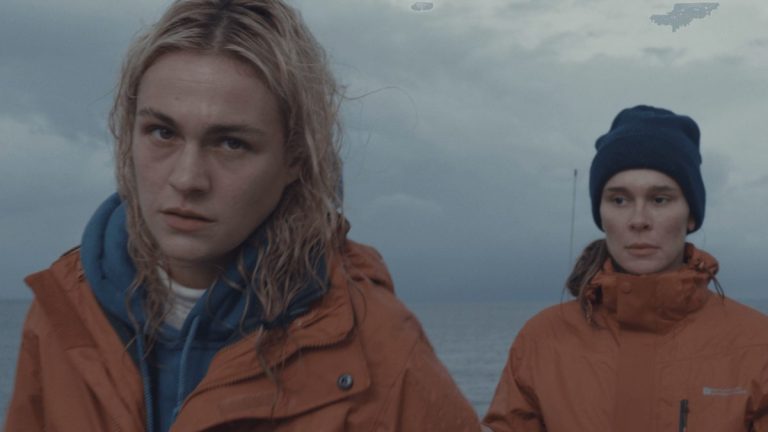Row (2025) Movie Review: Matt Losasso’s Oceanic Survival Thriller Struggles to Rise Above Its Underdeveloped and Trope-Reliant Script 