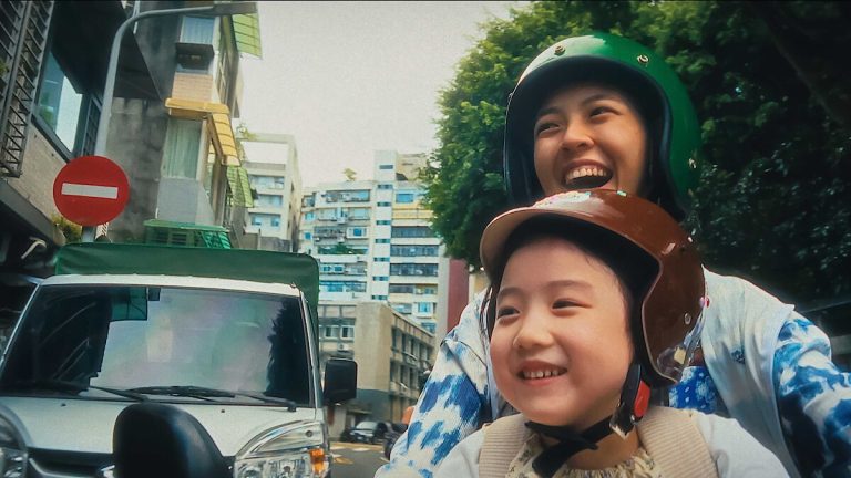 Left Handed Girl (2025) Movie Review: A Vibrant Screwball Comedy of Chaos, Family, and Modern Womanhood 
