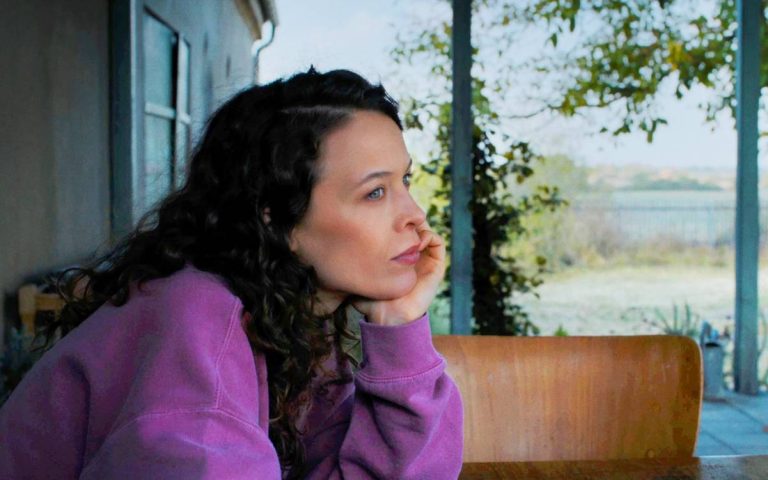 Mirrors No. 3 (2025) Movie Review: A Gorgeously Simple Snapshot of Grief and Healing