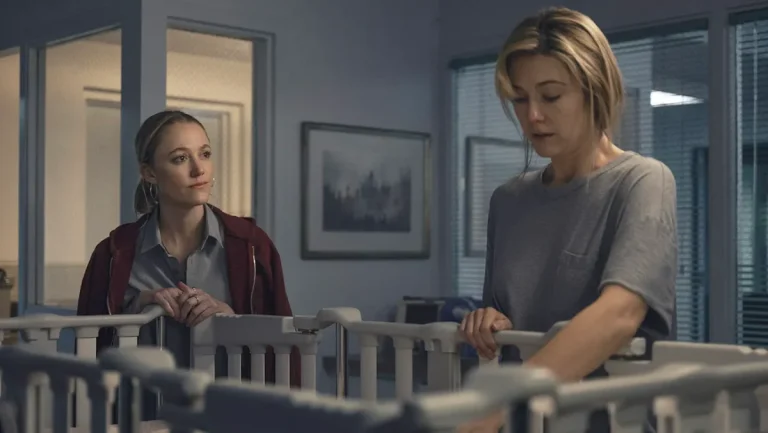 The Hand That Rocks the Cradle (2025) Movie Review: A Baffling Flat Remake Devoid Of Perspective