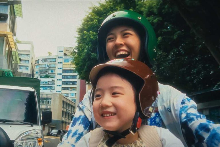 Left-Handed Girl (2025) Movie Themes & Ending Explained:  What Secrets Are Shu-Fen Hiding?