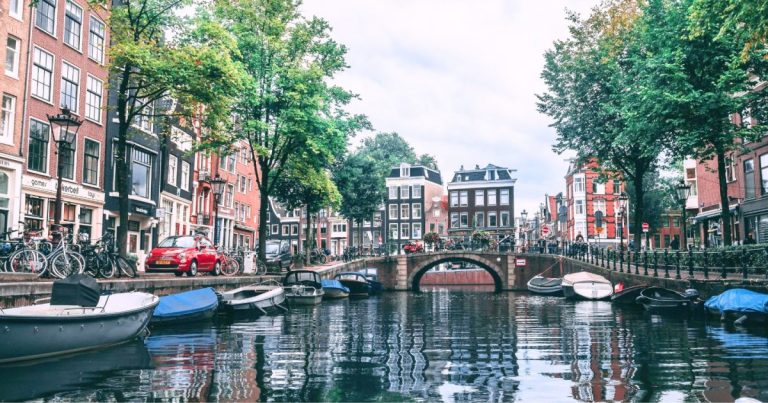 10 Expert Travel Budgeting Tips for 2025