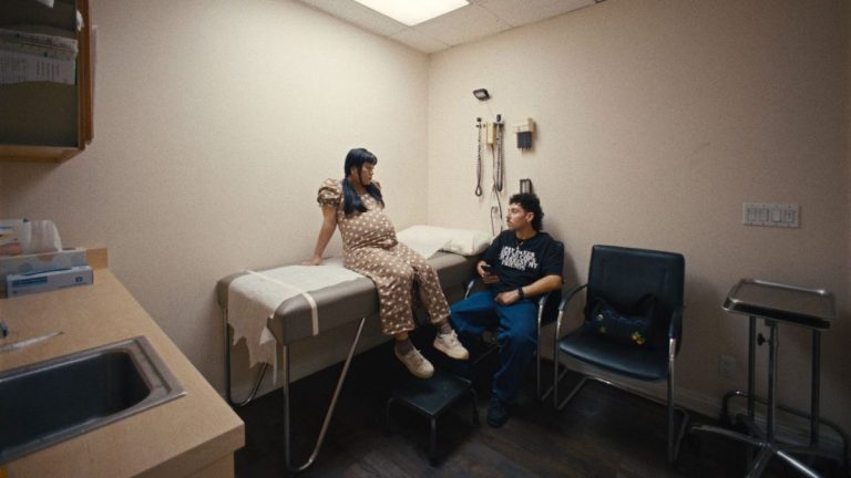 ​​Serious People (2025) Movie Review: A Showbiz Satire that’s More Committed to its Punchlines than Emotional Depth and Coherence