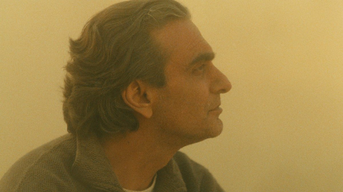 Beyond Empathy: Homayoun Ershadi and the Radical Minimalism of โTaste of Cherryโย