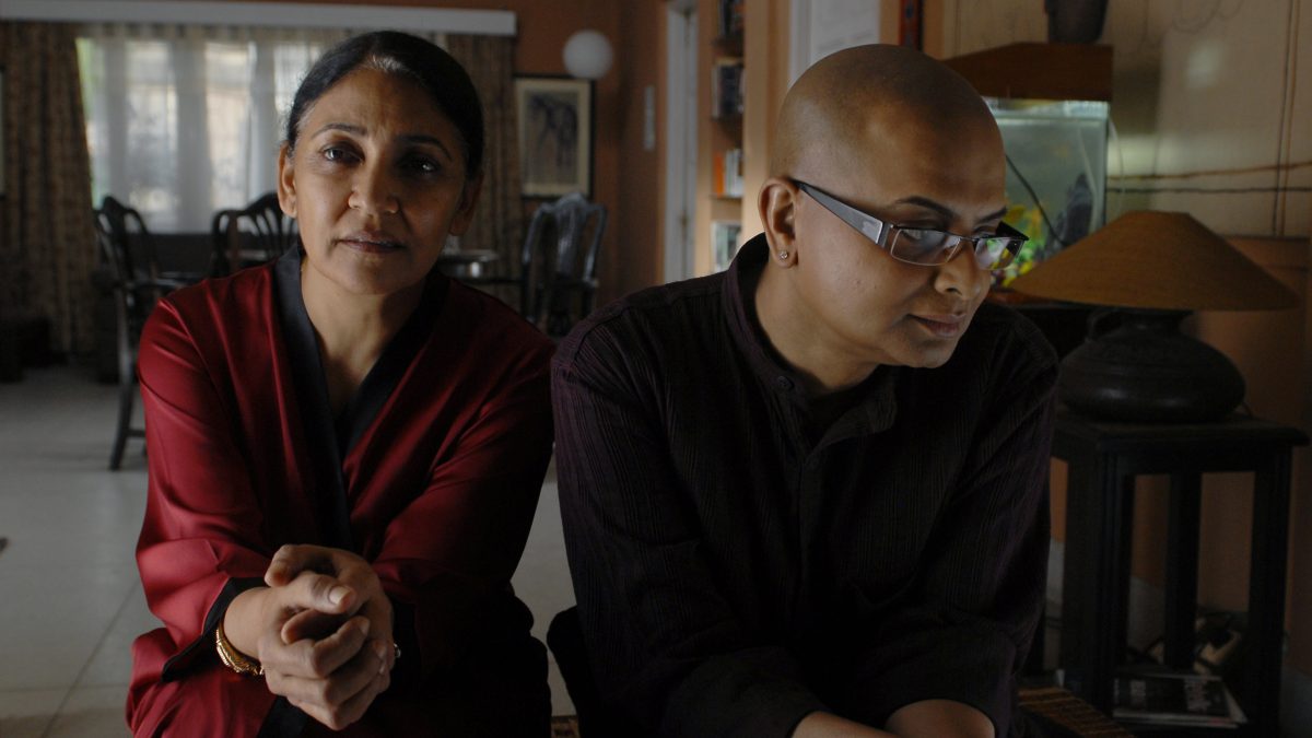 Beyond the Binary of Disclosure: A Materialist Becoming of Intimacy in the Male-Male Dynamic of Sanjay Nag's Memories in March (2010)