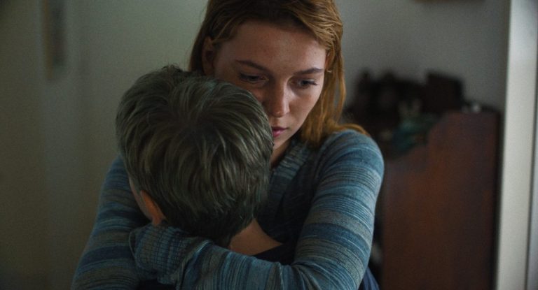 A Family (2026) ‘Berlinale’ Movie Review: A Gripping and Meticulously Detailed Portrait of Teenage Separation Anxieties Parsed Through a Subjective Lens
