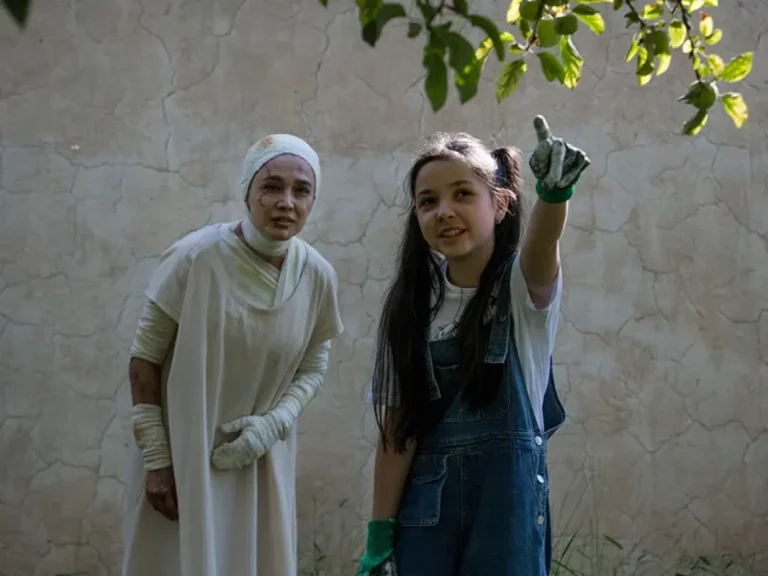 Black Rabbit, White Rabbit (2025) Movie Review: Shahram Mokri’s Radical Formalism and the Politics of Unmasking