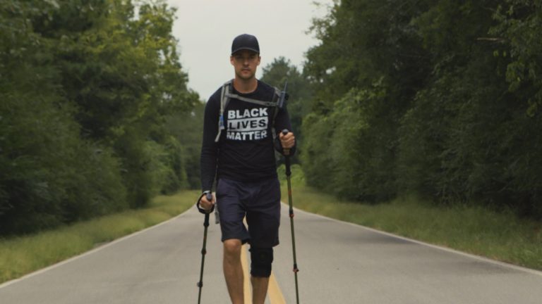 White Man Walking (2026) Documentary Review: An intriguing experiment that carefully treads the edge of white-saviorism to investigate the divide in the U.S